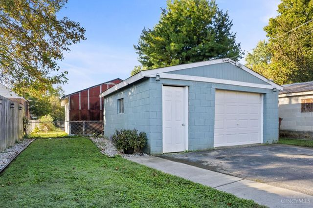 6839 Roe Street, Columbia Twp, OH 45227