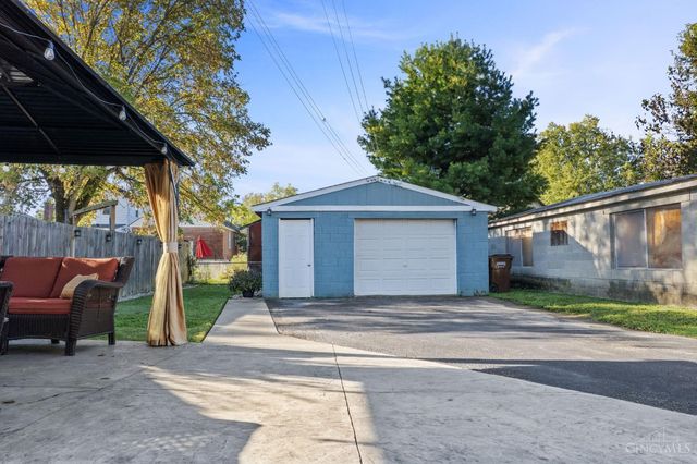 6839 Roe Street, Columbia Twp, OH 45227