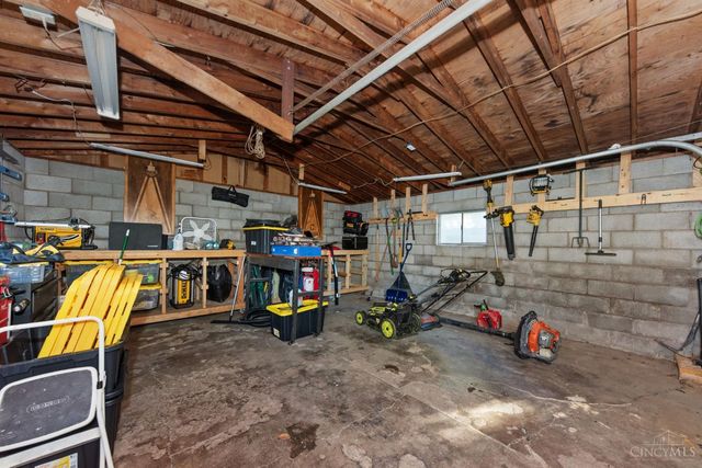 6839 Roe Street, Columbia Twp, OH 45227