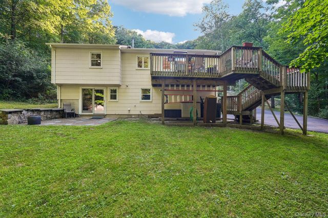 37 Nursery Road, Tuxedo Park, NY 10987