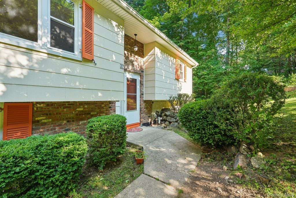 37 Nursery Road, Tuxedo Park, NY 10987 — photo 5