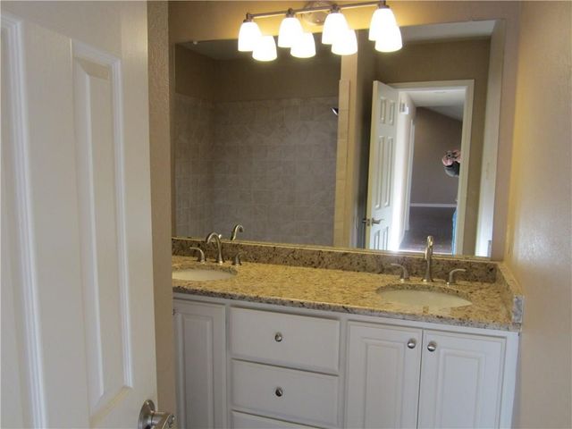 209 Ginger Lane, Euless, TX 76039