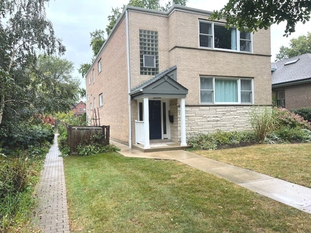 556 N BARTON Avenue 2, Evanston, IL 60202
