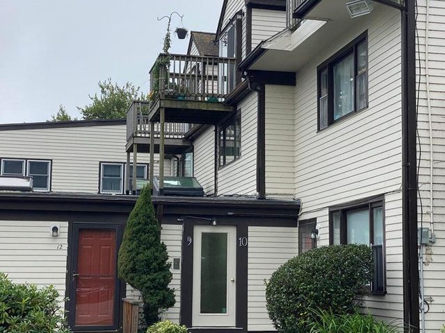 26 Bettys Pond Road UNIT 9, Hyannis, MA 02601