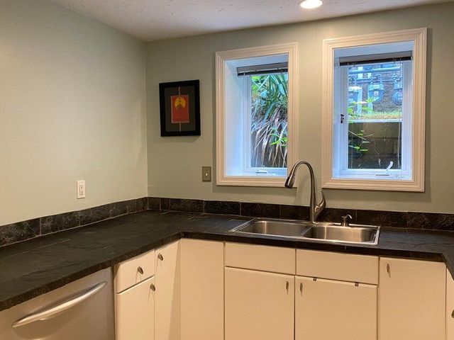 26 Bettys Pond Road UNIT 9, Hyannis, MA 02601