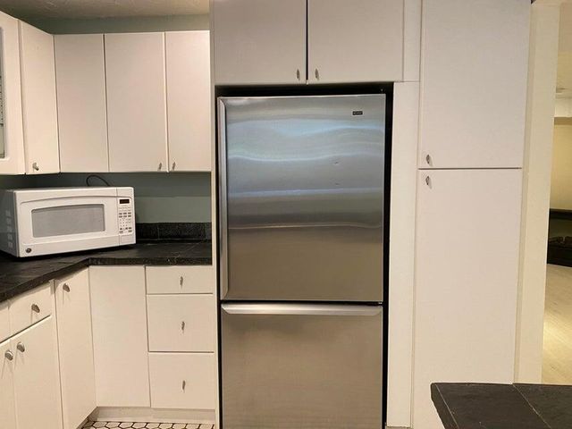 26 Bettys Pond Road UNIT 9, Hyannis, MA 02601