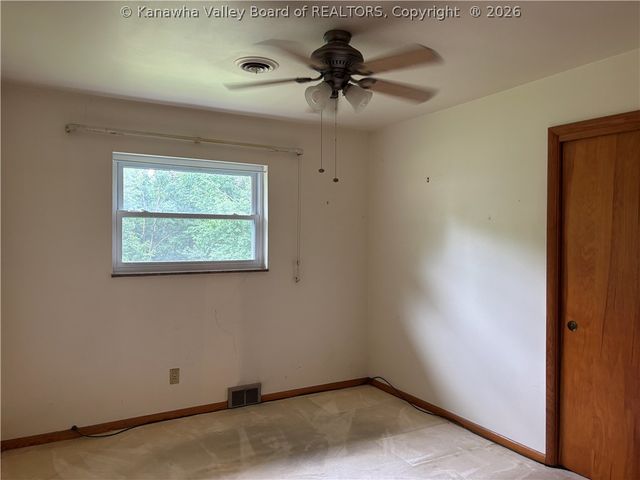 654 Gordon Drive, Charleston, WV 25314