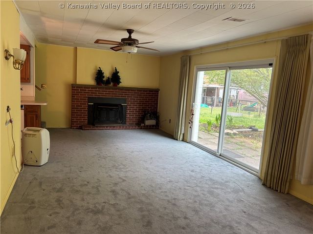654 Gordon Drive, Charleston, WV 25314