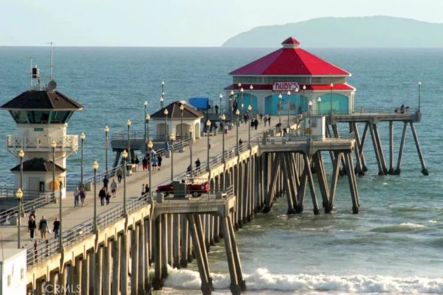 200 Pacific Coast Highway 149, Huntington Beach, CA 92648