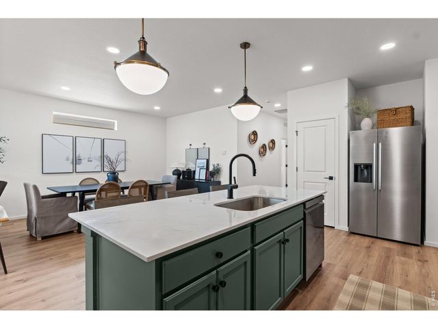 812 Galloway Dr, Johnstown, CO 80534