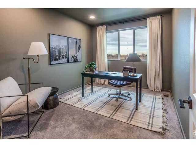 812 Galloway Dr, Johnstown, CO 80534