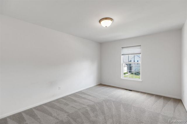 1341 Hollins Hall Lane, Troy, MI 48085
