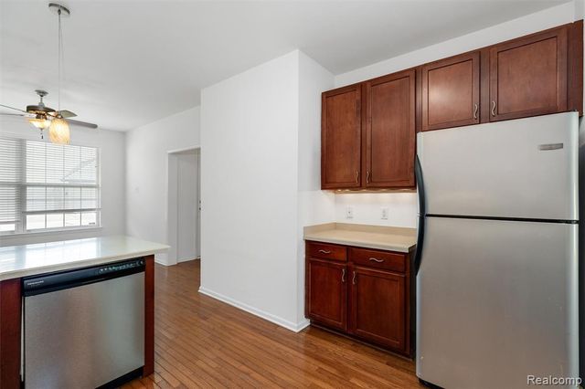 1341 Hollins Hall Lane, Troy, MI 48085