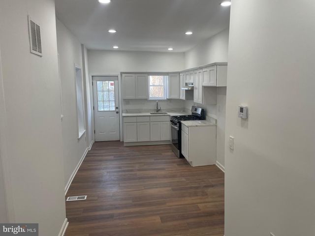 61 GENERAL GREENE AVE, Trenton, NJ 08618