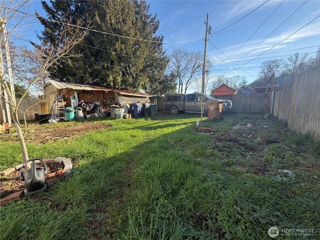 1406 E 30th Street, Tacoma, WA 98404