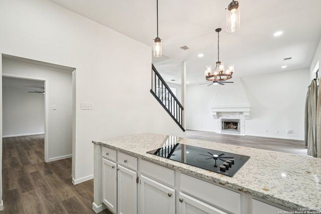 13038 Beacon Park, San Antonio, TX 78249