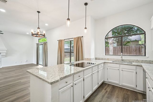 13038 Beacon Park, San Antonio, TX 78249