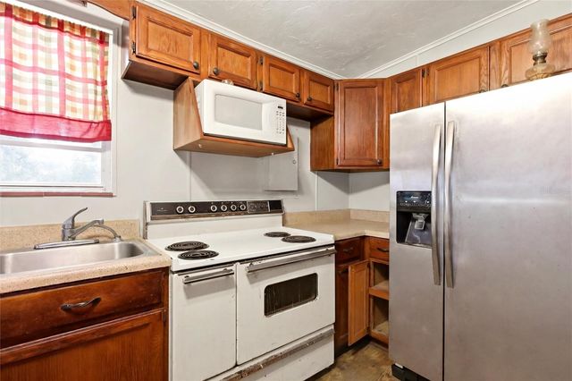 2616 HACIENDA DRIVE, Lorida, FL 33857