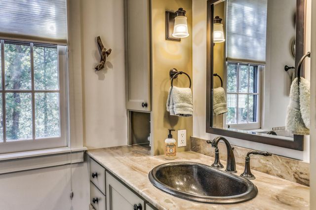 1745 Schoenberg Road, Carmine, TX 78932