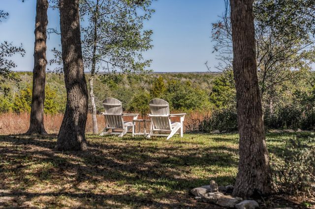 1745 Schoenberg Road, Carmine, TX 78932