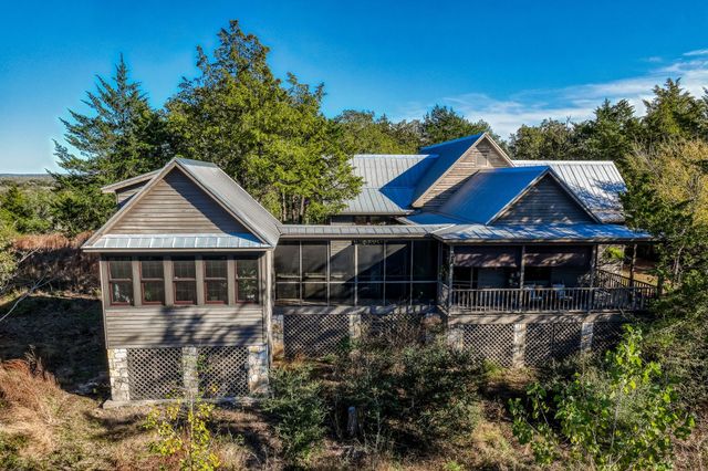 1745 Schoenberg Road, Carmine, TX 78932