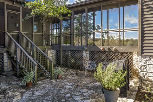 1745 Schoenberg Road, Carmine, TX 78932