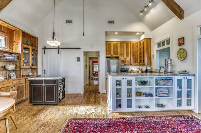 1745 Schoenberg Road, Carmine, TX 78932