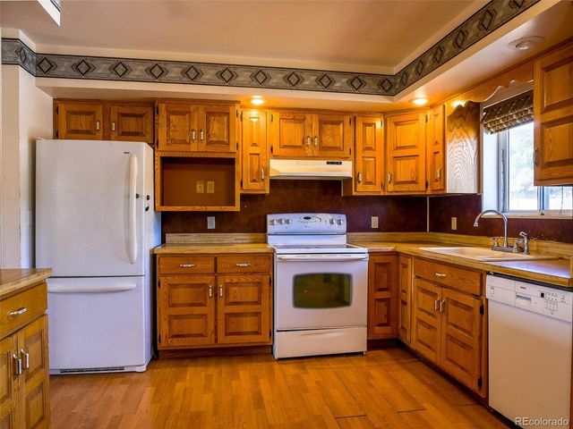 479 Meadow Dr, Coaldale, CO 81222