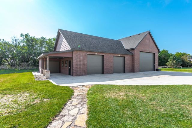 401 N Reece Rd, Goddard, KS 67052