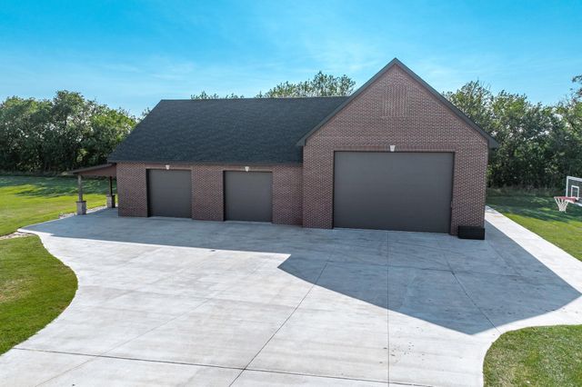 401 N Reece Rd, Goddard, KS 67052