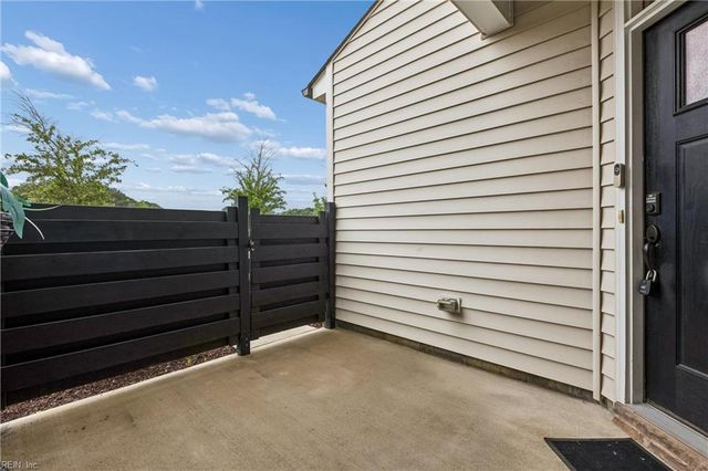 907 Kathy Ann WAY W, Carrollton, VA 23314