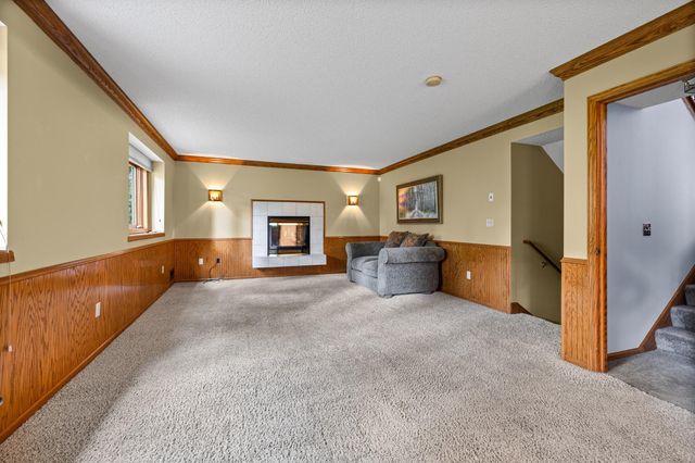 8925 Ashley Terrace, Brooklyn Park, MN 55443