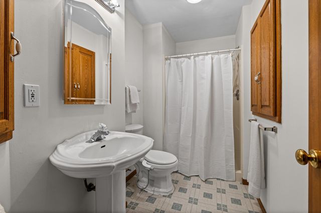 8925 Ashley Terrace, Brooklyn Park, MN 55443