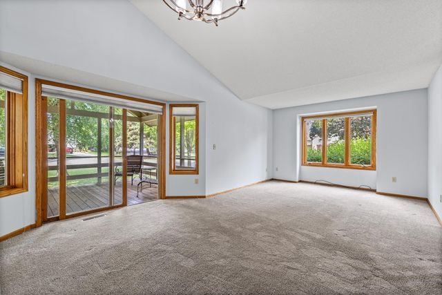 8925 Ashley Terrace, Brooklyn Park, MN 55443