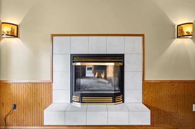 8925 Ashley Terrace, Brooklyn Park, MN 55443