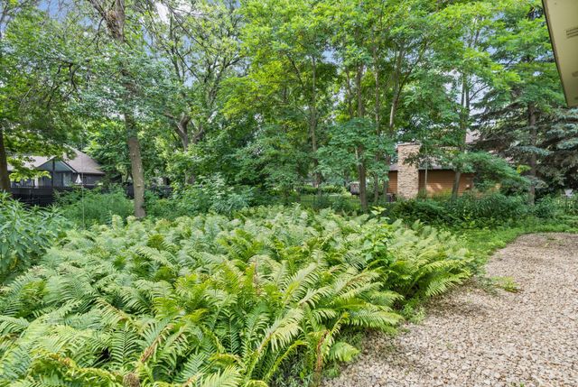 8925 Ashley Terrace, Brooklyn Park, MN 55443