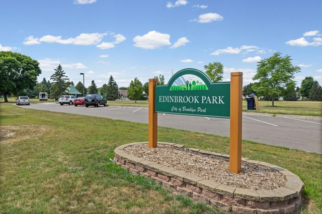 8925 Ashley Terrace, Brooklyn Park, MN 55443