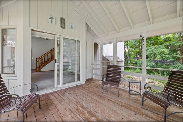 8925 Ashley Terrace, Brooklyn Park, MN 55443