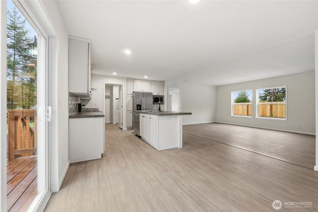 30 Porter Creek Road, Elma, WA 98541