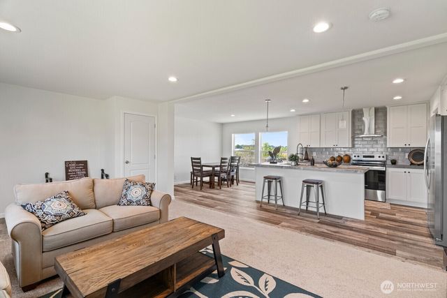 30 Porter Creek Road, Elma, WA 98541