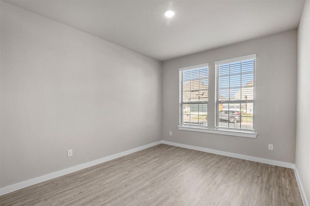 8531 Oceanmist Cove Drive, Cypress, TX 77433