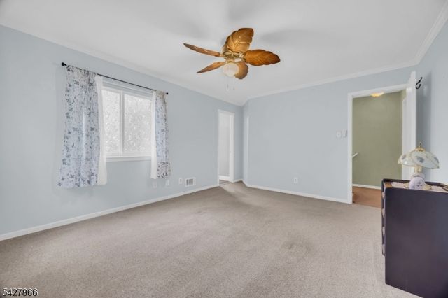 68 Hampton Ct, Hillsborough Twp., NJ 08844
