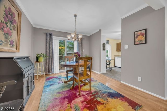 68 Hampton Ct, Hillsborough Twp., NJ 08844