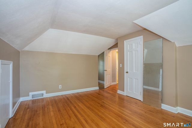 28 Whiting Lane, West Hartford, CT 06119