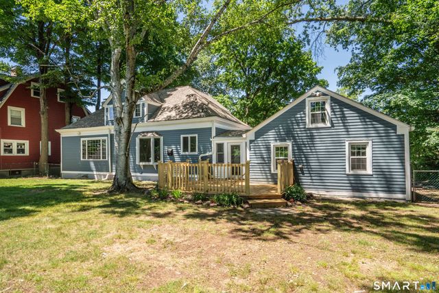 28 Whiting Lane, West Hartford, CT 06119