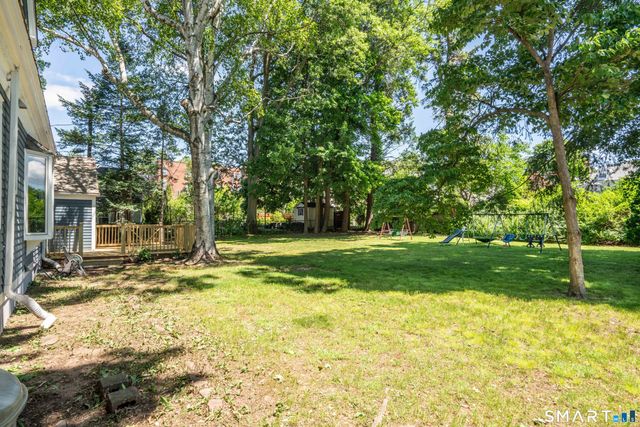 28 Whiting Lane, West Hartford, CT 06119