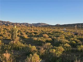 54 Japatul Road, Apple Valley, CA 92308