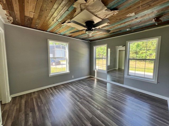 8275 State Highway 31 E, Murchison, TX 75778