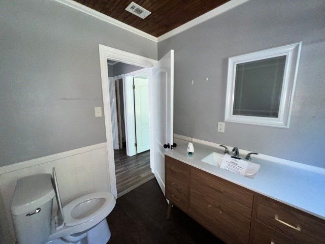 8275 State Highway 31 E, Murchison, TX 75778