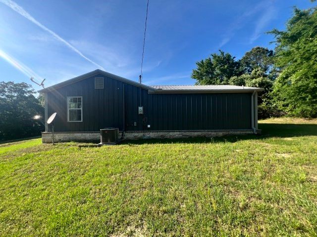 8275 State Highway 31 E, Murchison, TX 75778